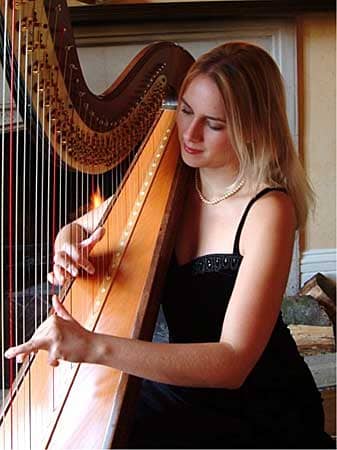 Image of a Harp being played